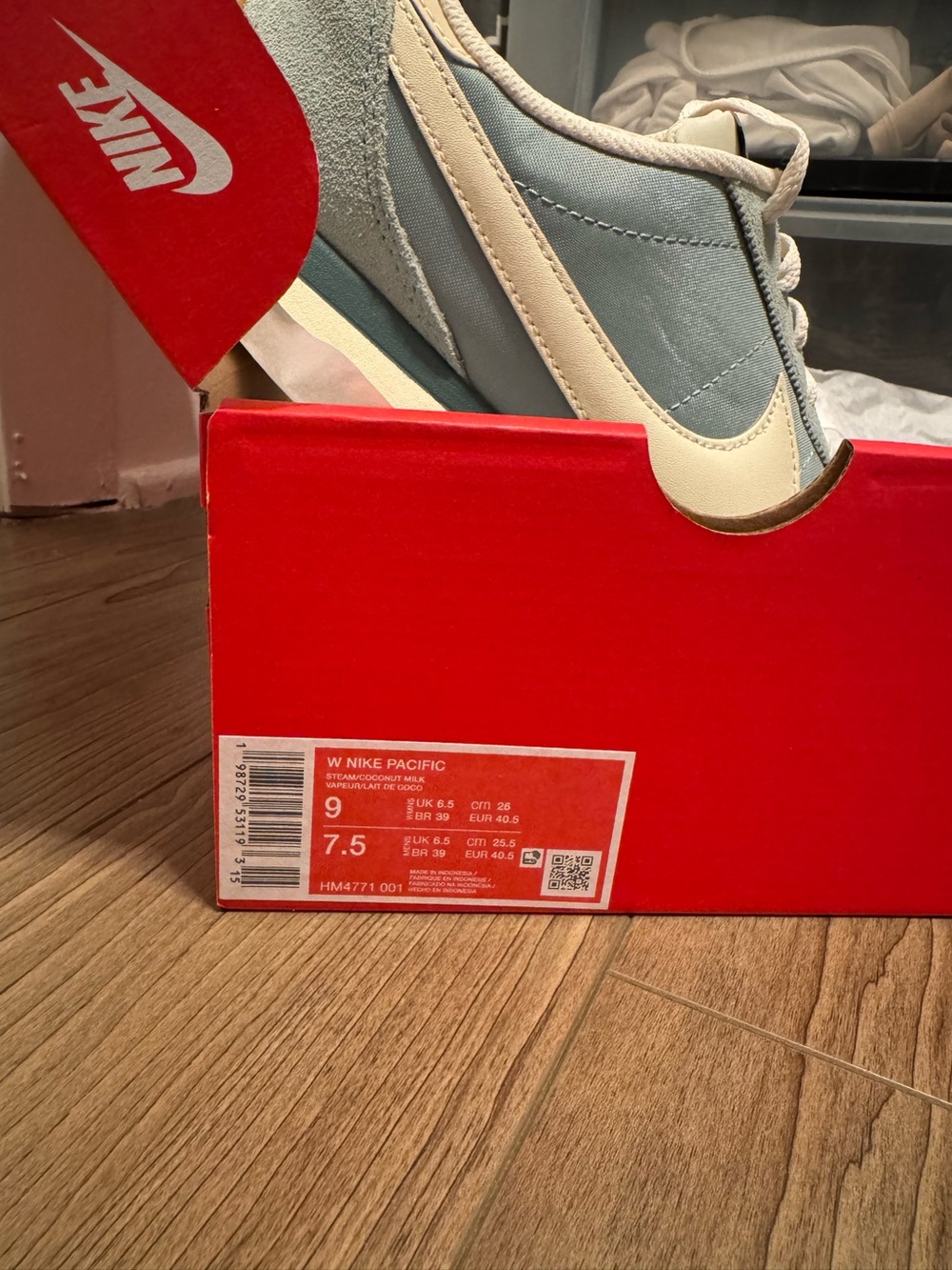 Women’s Nike Pacific US 9 Green - Picture 7 of 11